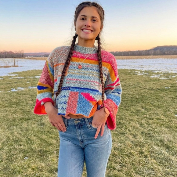 Moon & Madison multicolor cropped sweater - Picture 2 of 7